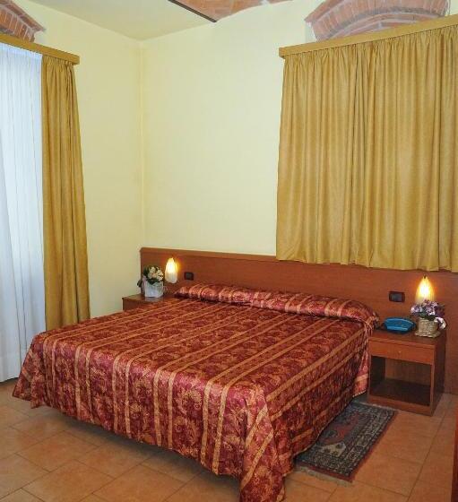 בית מלון כפרי Innocenti