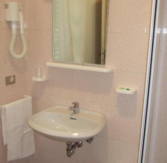 בית מלון כפרי Innocenti