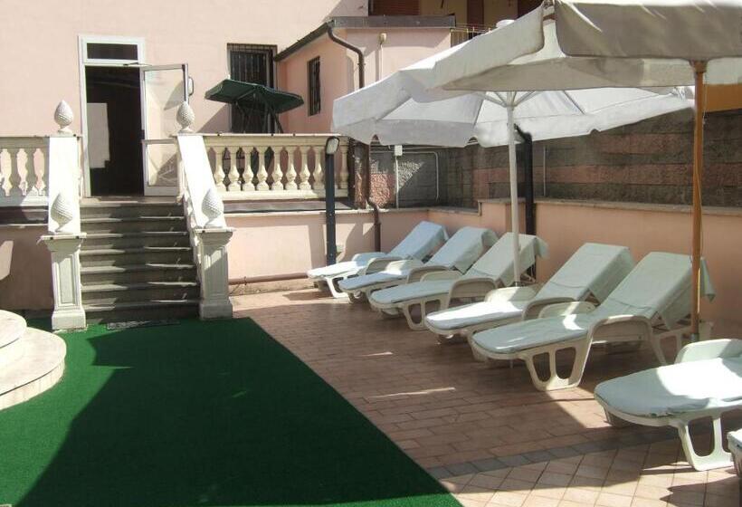 בית מלון כפרי Innocenti