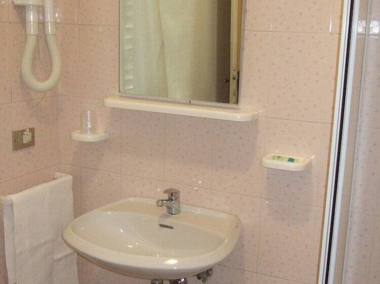 בית מלון כפרי Innocenti