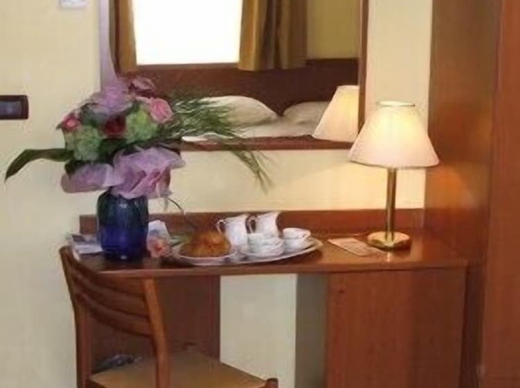 בית מלון כפרי Innocenti