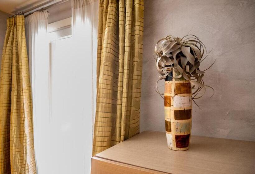 בית מלון כפרי Intown Luxury House