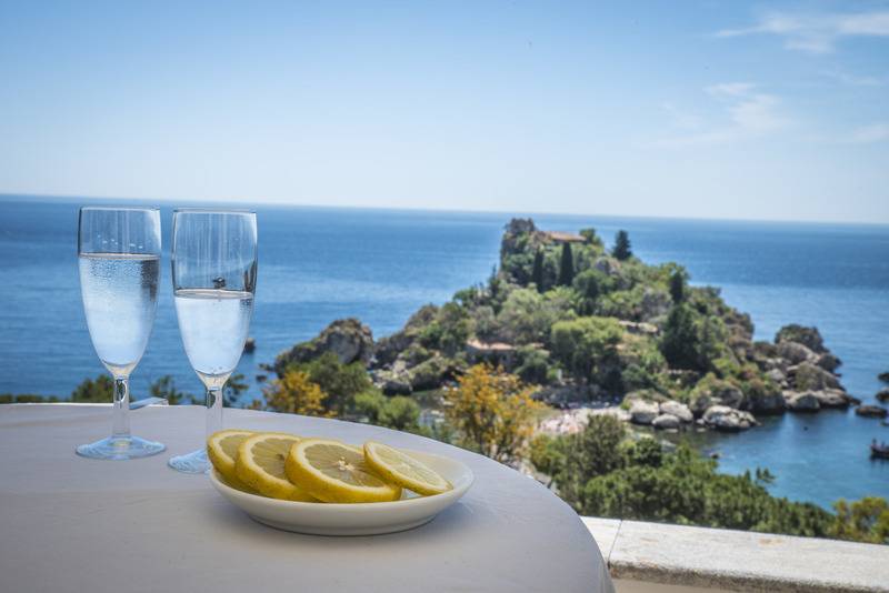 ホテル Isola Bella