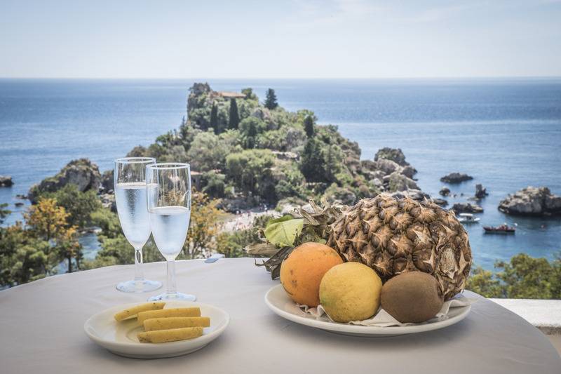 ホテル Isola Bella