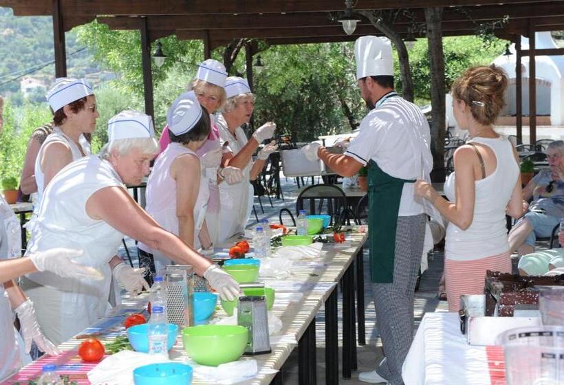 فندق Kerveli Village