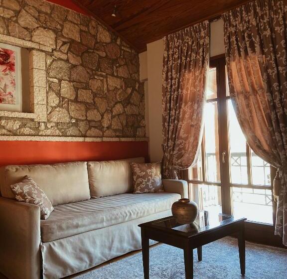 בית מלון כפרי Kynaitha