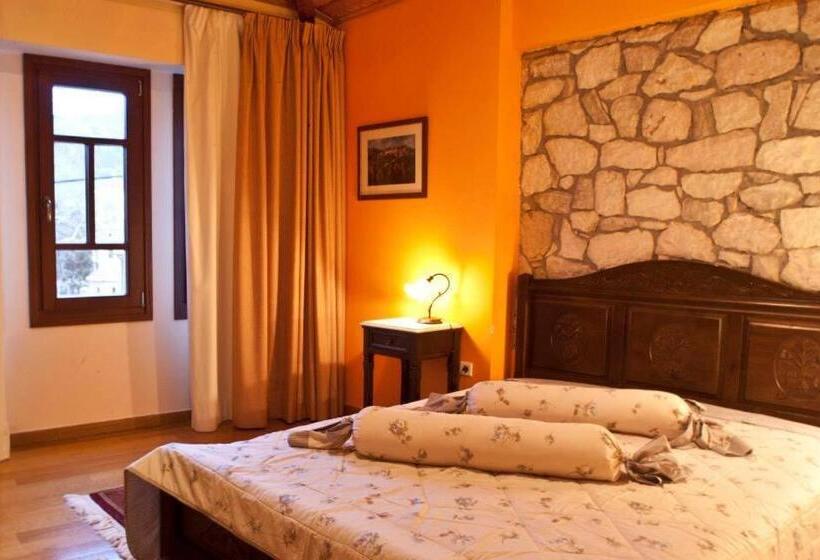 בית מלון כפרי Kynaitha