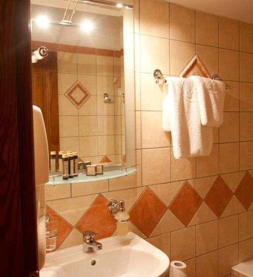 בית מלון כפרי Kynaitha