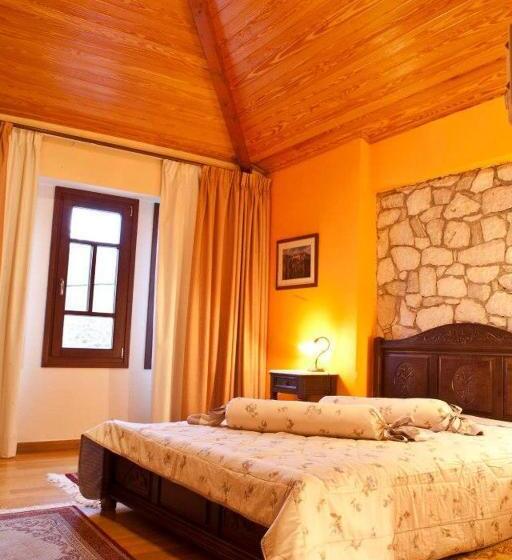 בית מלון כפרי Kynaitha