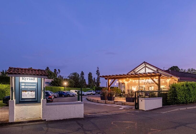 هتل Kyriad Lyon Est Bron Eurexpo Le Cottage