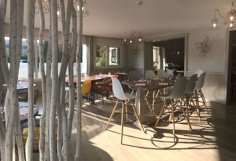 فندق Kyriad Lyon Est Bron Eurexpo Le Cottage