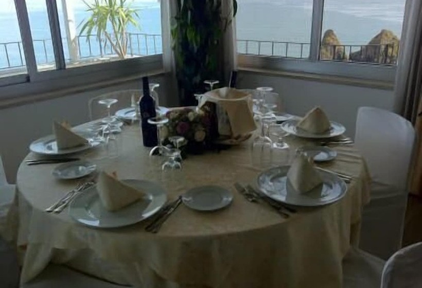 ホテル La Lucertola