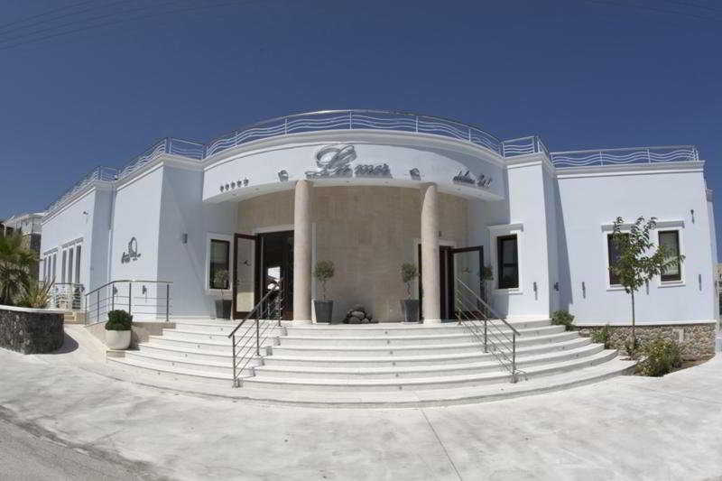 La Mer Deluxe Hotel & Spa