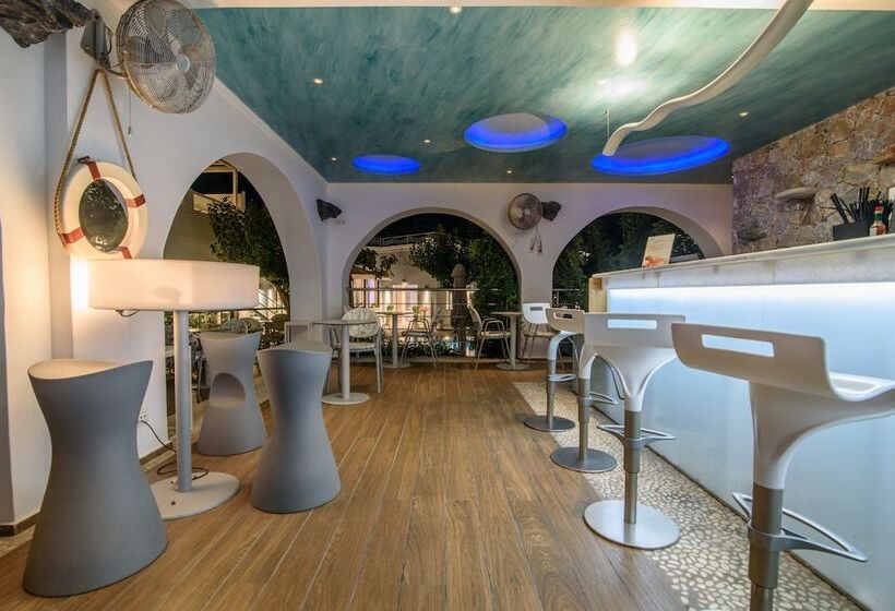 La Mer Deluxe Hotel & Spa