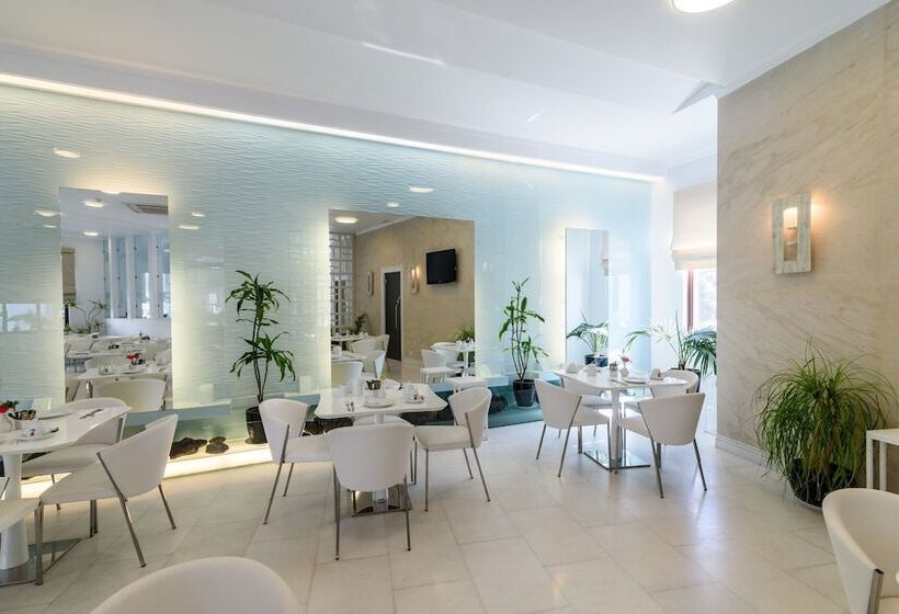 La Mer Deluxe Hotel & Spa