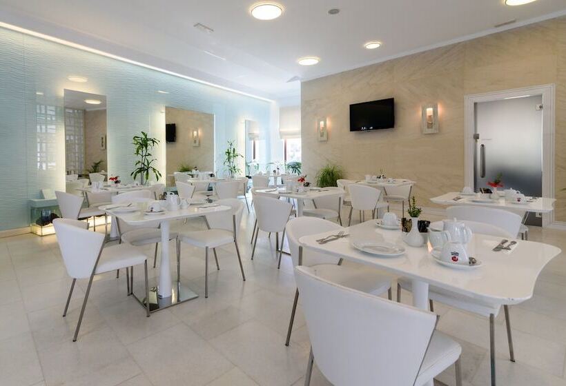 La Mer Deluxe Hotel & Spa