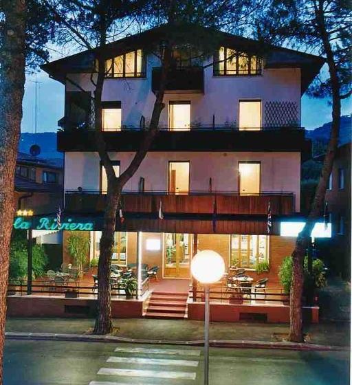 בית מלון כפרי La Riviera