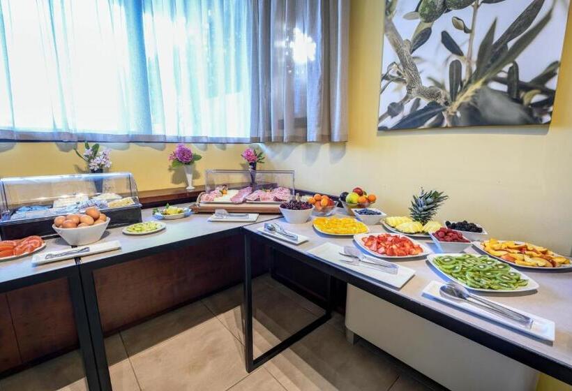 Отель Lido International