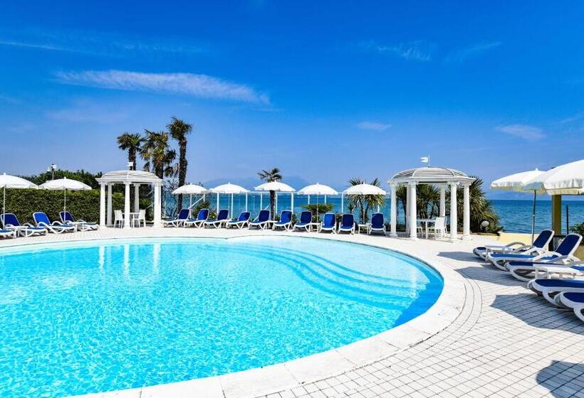 Отель Lido International