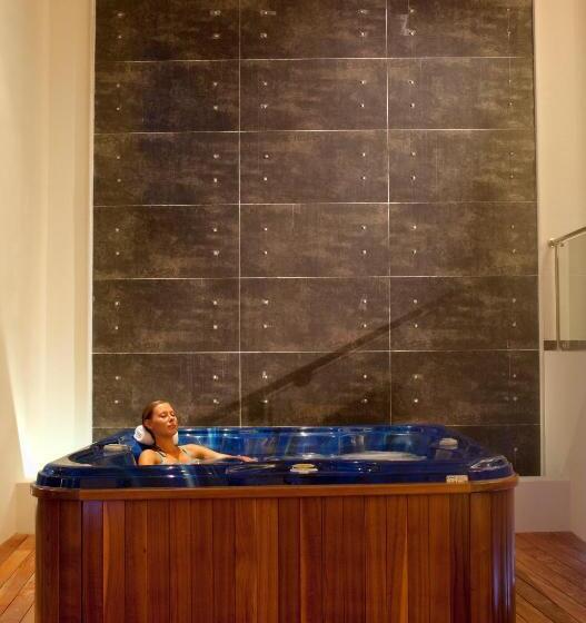 ホテル Lindos Bay