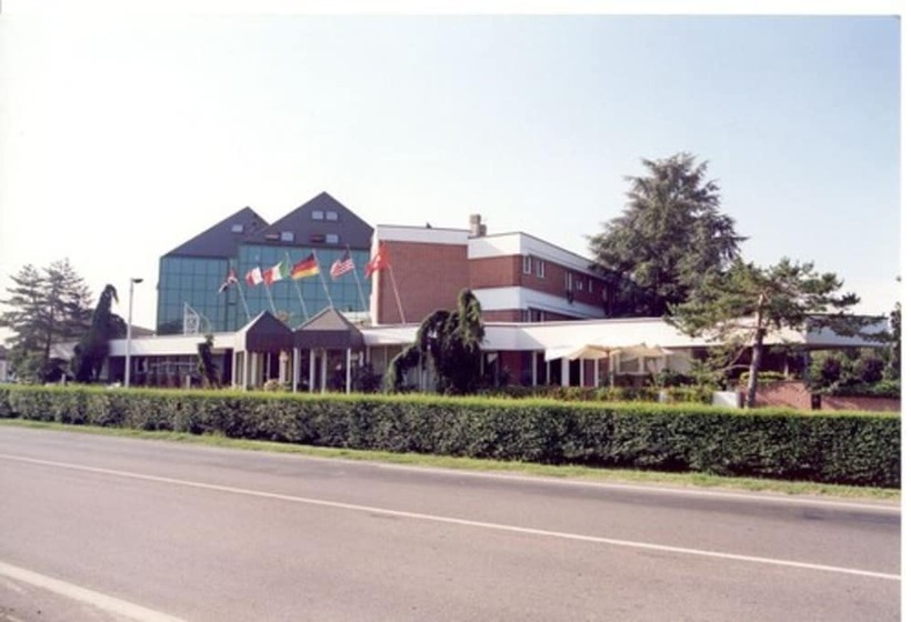 ホテル & Loisir Le Ruote