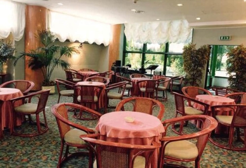 ホテル & Loisir Le Ruote