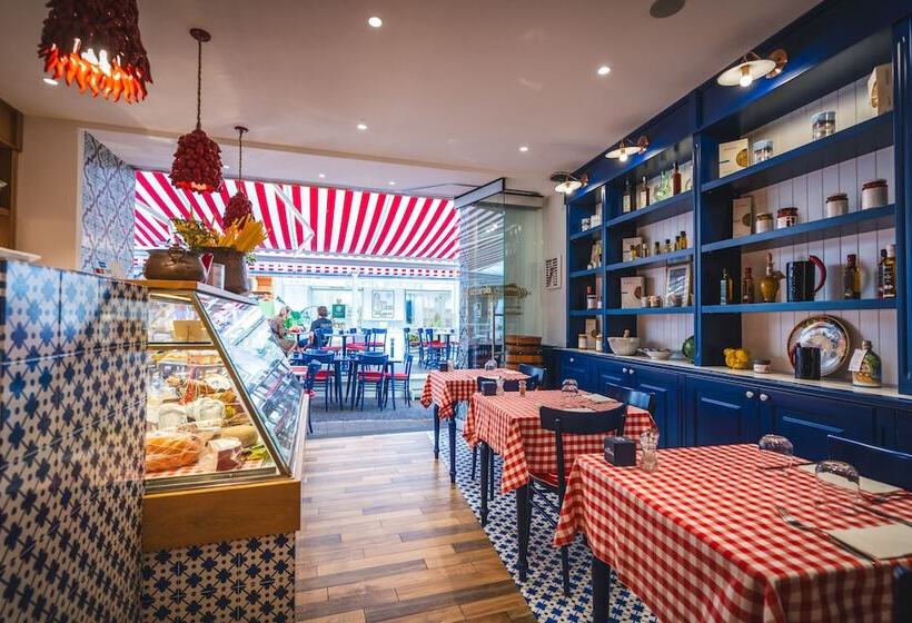 ホテル Magi House Relais