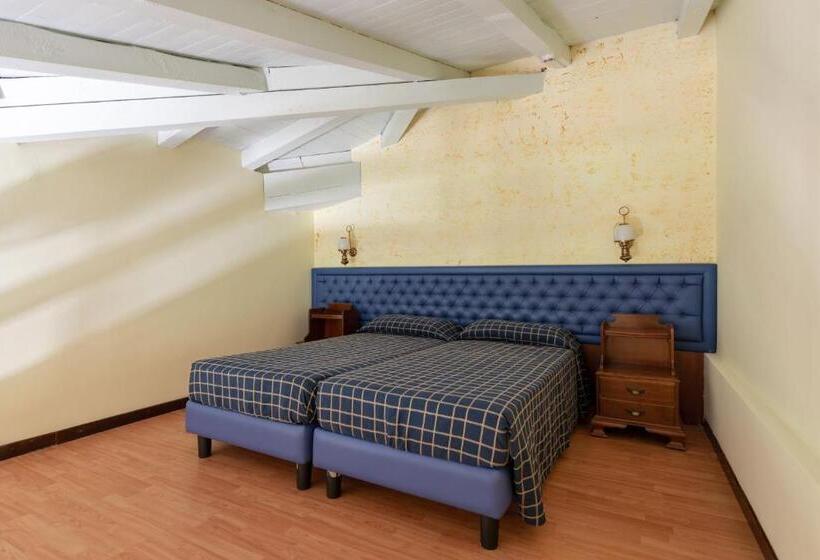 Отель Malcesine