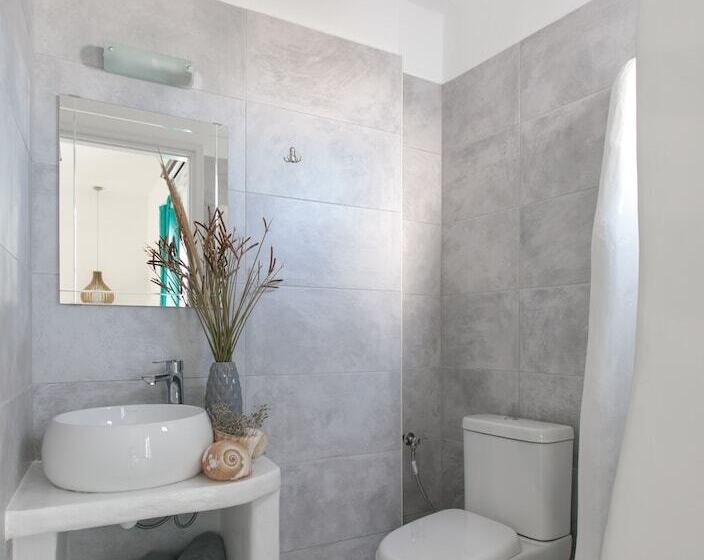 Отель Manios Suites