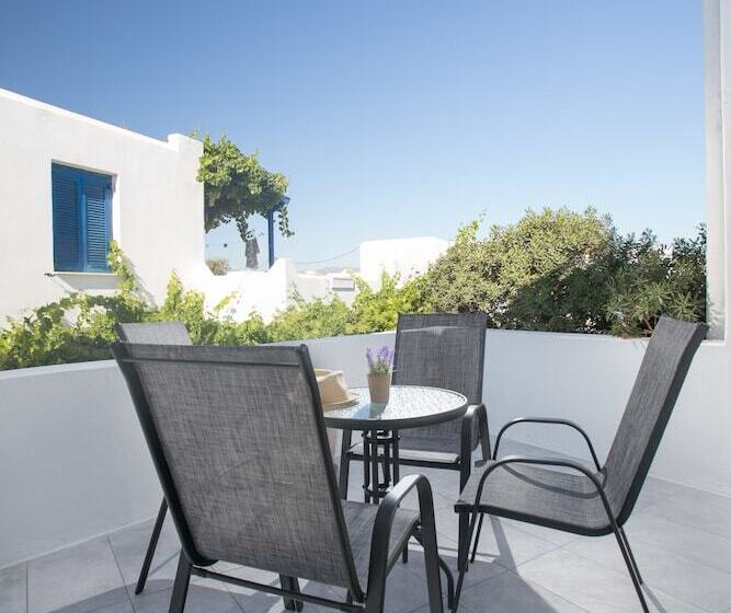 Отель Manios Suites