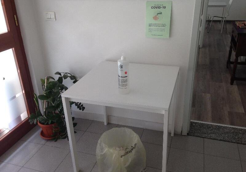 فندق Mare Nostrum Petit Hôtel