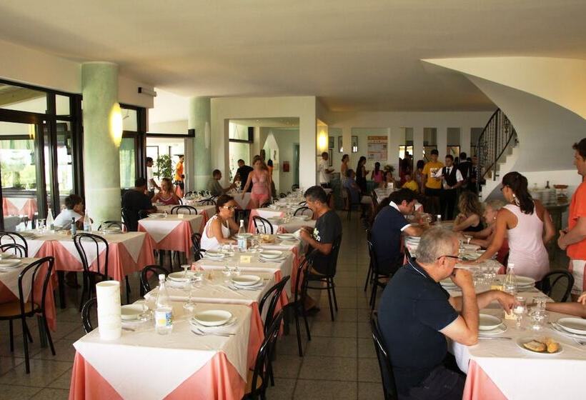 בית מלון כפרי Marinella