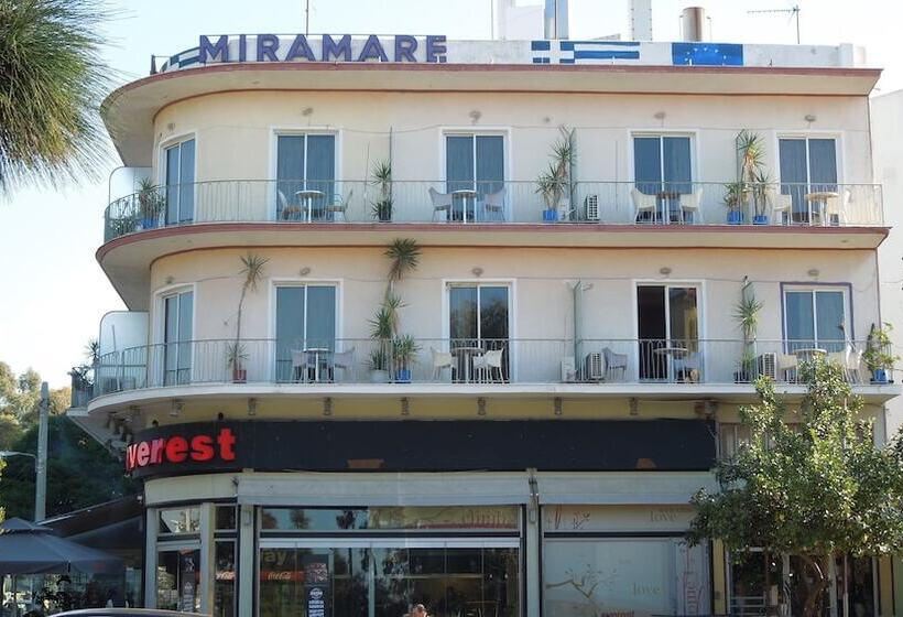 בית מלון כפרי Miramare