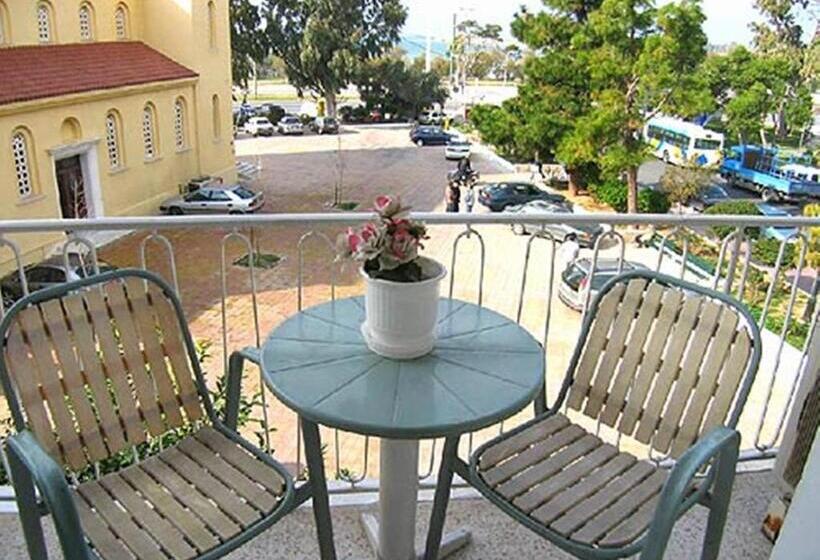 בית מלון כפרי Miramare