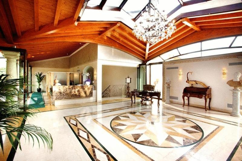 בית מלון כפרי Monastero Resort & Spa, Garda Lake Collection