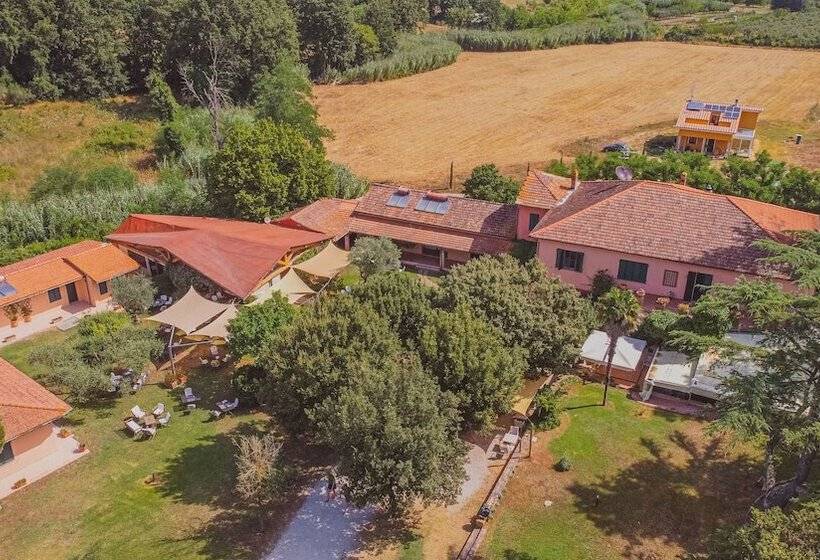 هتل Montebelli Agriturismo & Country