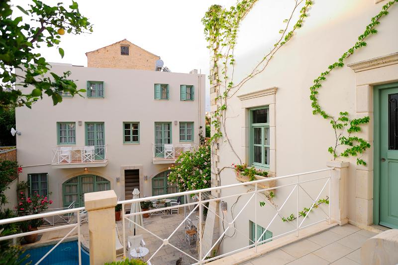 호텔 Mythos Suites Boutique