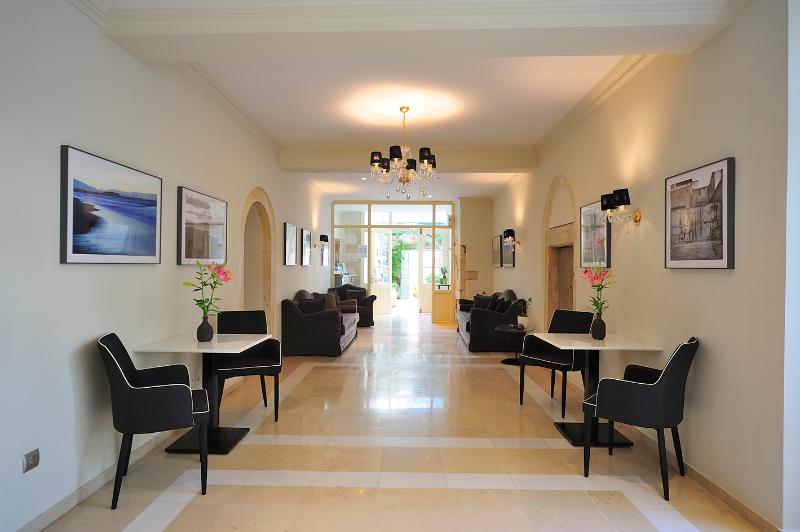 호텔 Mythos Suites Boutique