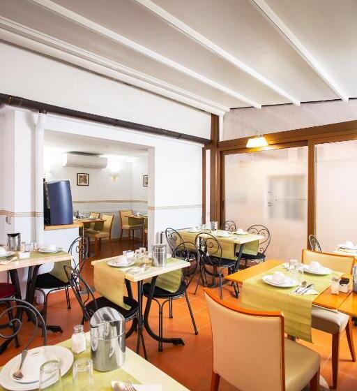 בית מלון כפרי Piazza Di Spagna