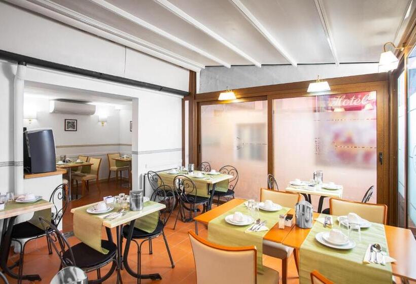 בית מלון כפרי Piazza Di Spagna