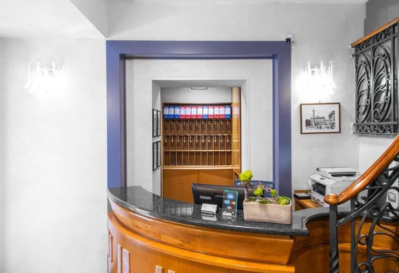 בית מלון כפרי Piazza Di Spagna