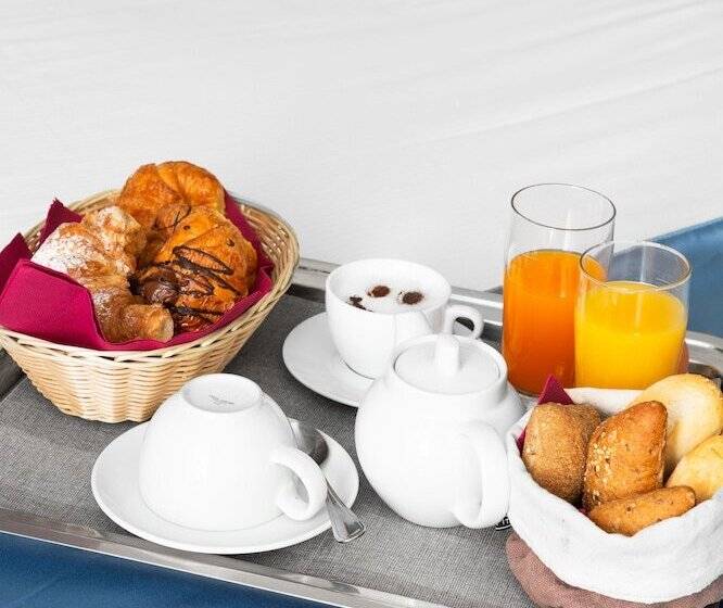 בית מלון כפרי Piazza Di Spagna