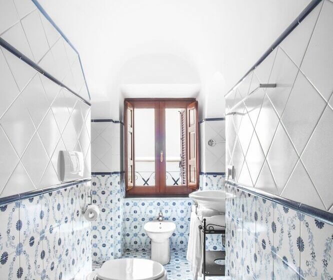 בית מלון כפרי Piazza Di Spagna