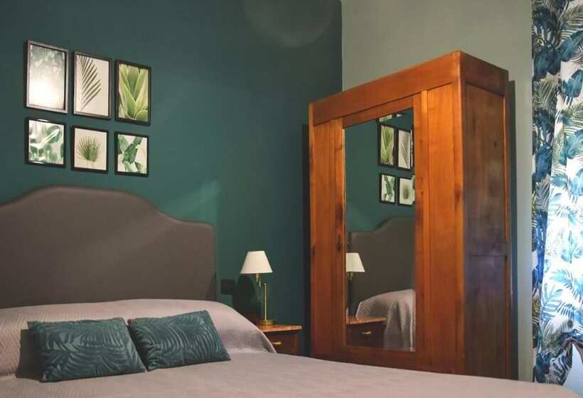 فندق Pineta Del Borgo