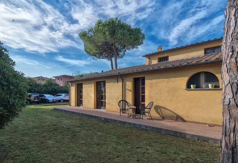 酒店 Pisa Holidays