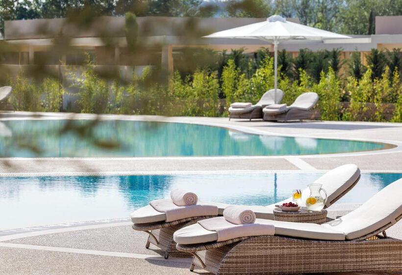 בית מלון כפרי Porto Sani