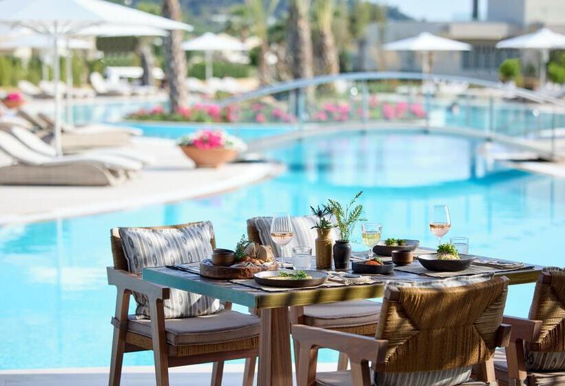 בית מלון כפרי Porto Sani