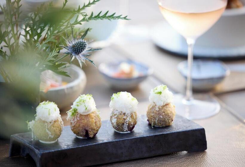 בית מלון כפרי Porto Sani