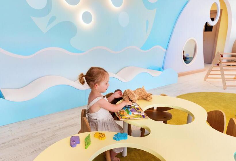 בית מלון כפרי Porto Sani