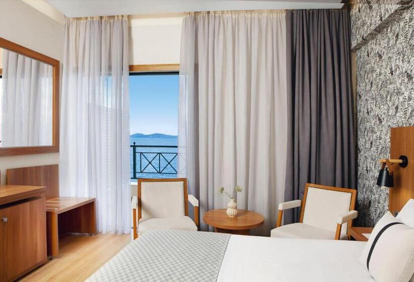 בית מלון כפרי Ramada by Wyndham, Athens Club Attica Riviera